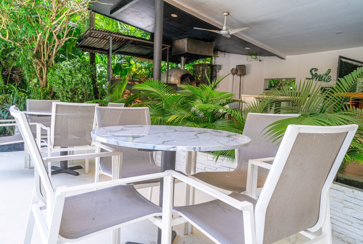 TWENTY-TWO ROOM HOTEL PROPERTY, IN MANUEL ANTONIO – 0.42 ACRES