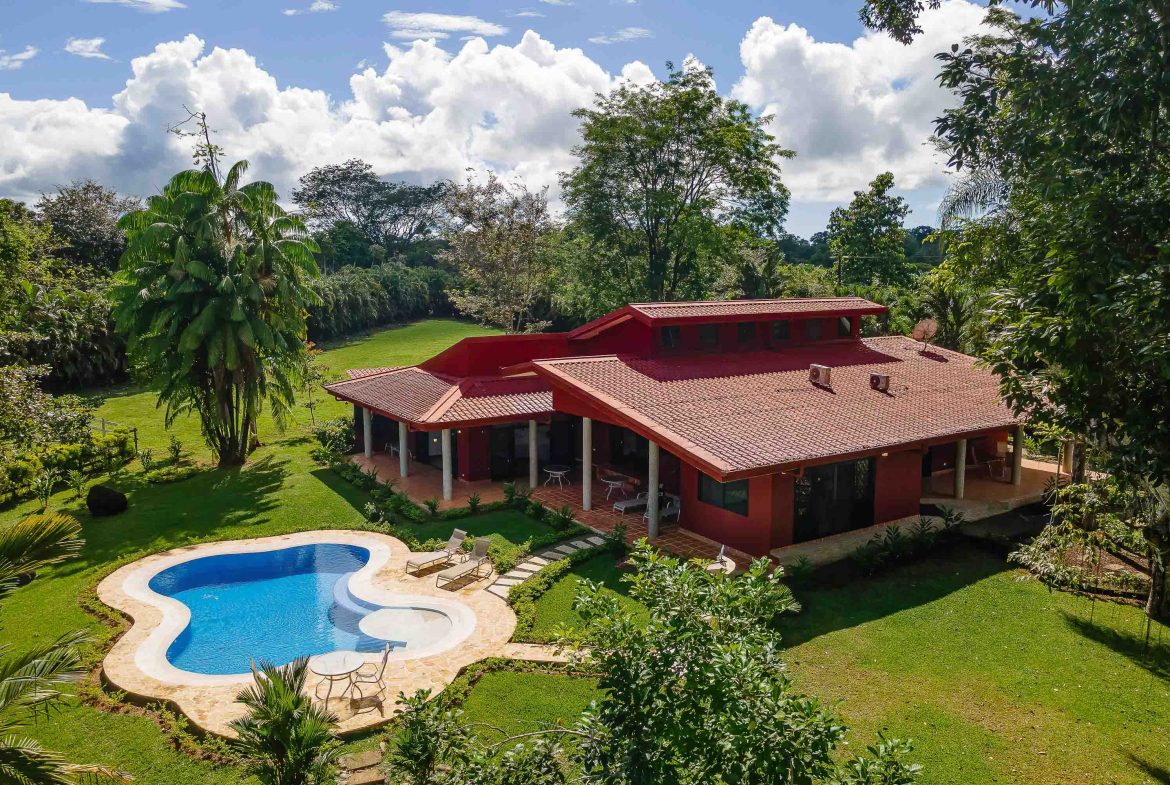 PROPERTY WITH FOUR BEDROOMS HOME, IN NARANJITO QUEPOS – 2 ACRES