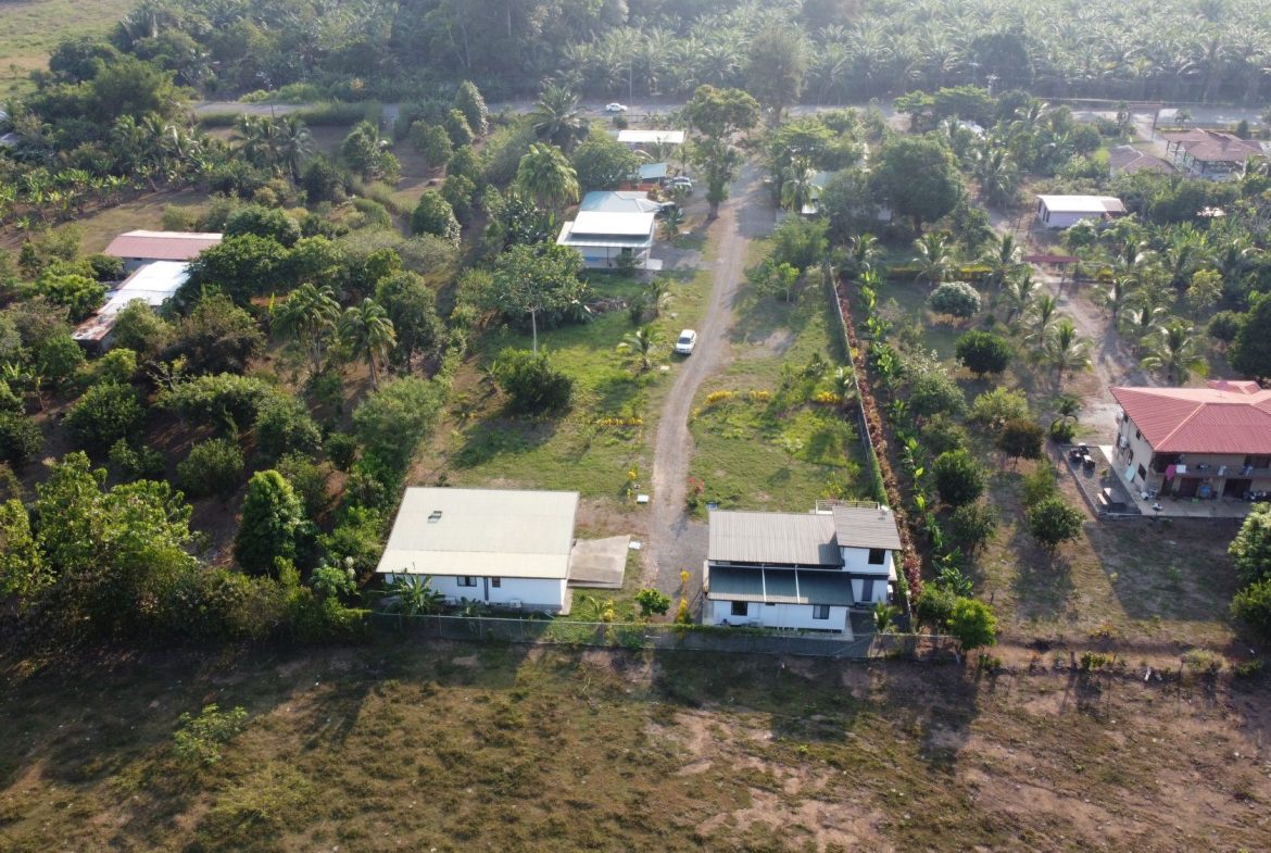 PROPERTY WITH THREE BEDROOM HOME NEAR TO THE BEACH, IN BARRIGONES LA PALMA – 0.17 ACRES, Uvita, Costa Rica — photo 2