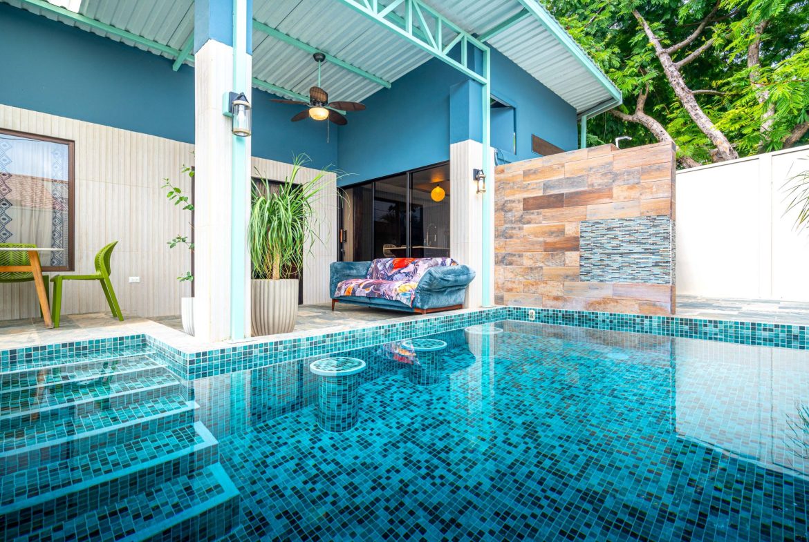 PROPERTY WITH FIVE BEDROOMS NEAR THE BEACH IN BAHIA BALLENA – 0.1 ACRES, Uvita, Costa Rica — photo 8
