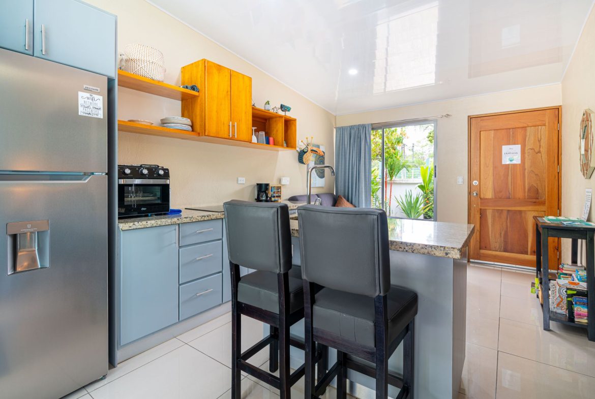 PROPERTY WITH FIVE BEDROOMS NEAR THE BEACH IN BAHIA BALLENA – 0.1 ACRES