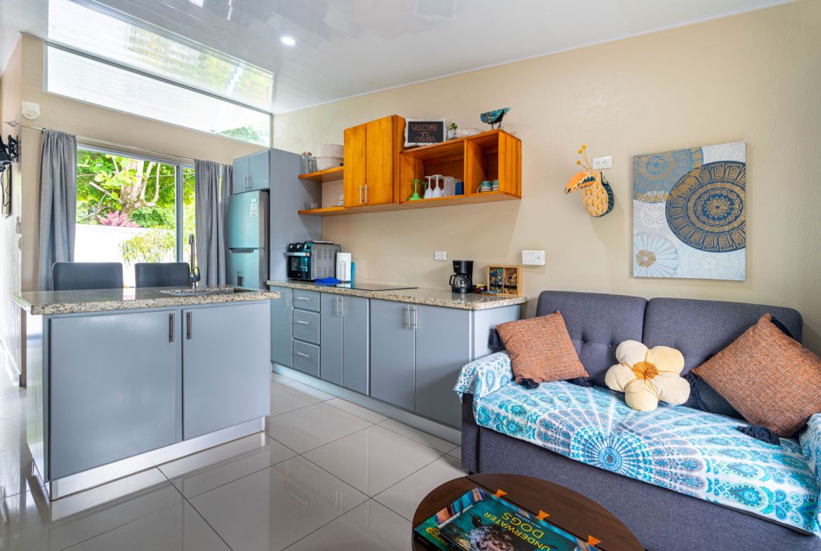 PROPERTY WITH FIVE BEDROOMS NEAR THE BEACH IN BAHIA BALLENA – 0.1 ACRES