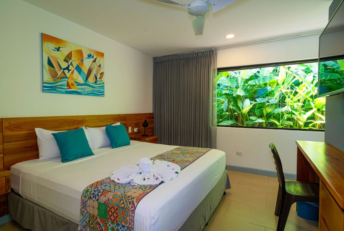 TWENTY-TWO ROOM HOTEL PROPERTY, IN MANUEL ANTONIO – 0.42 ACRES