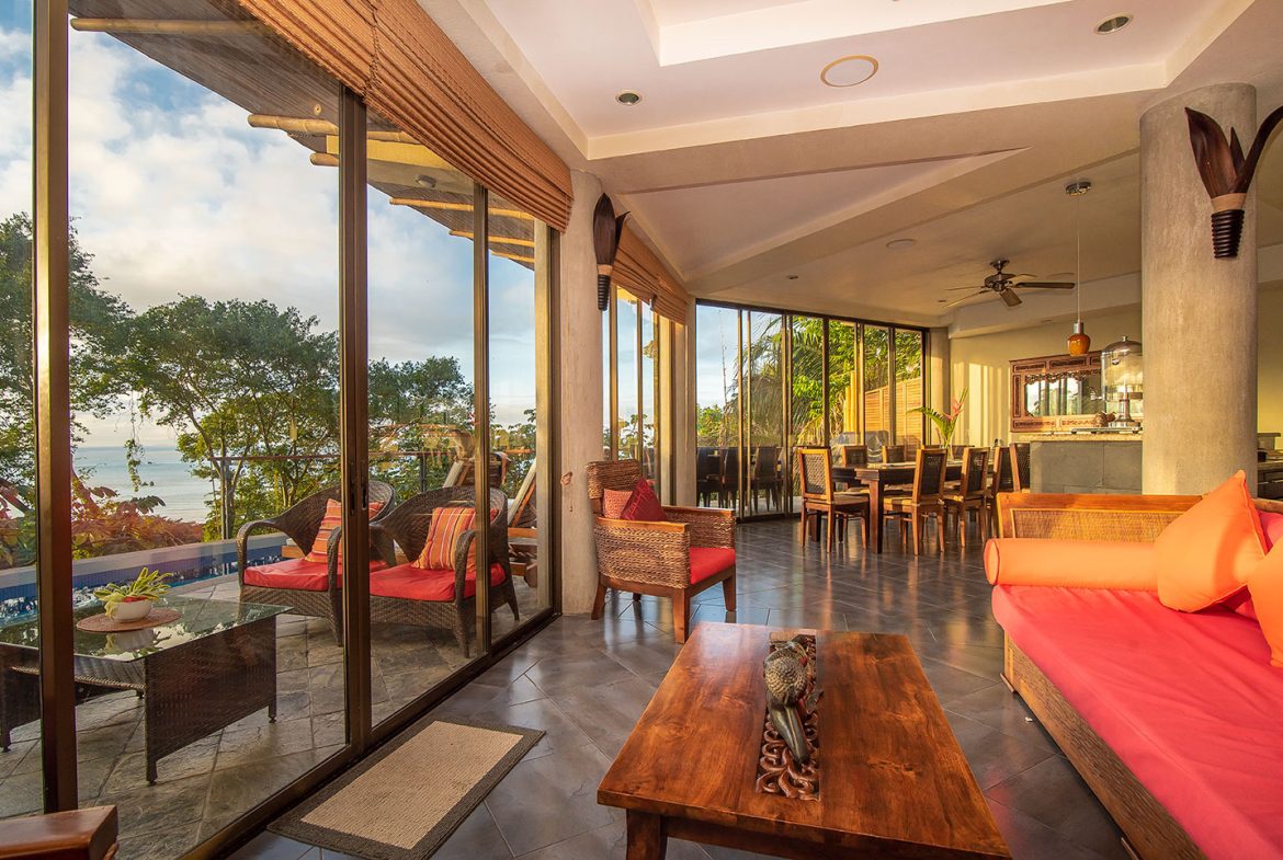 10 BEDROOM LUXURY HOME IN MANUEL ANTONIO