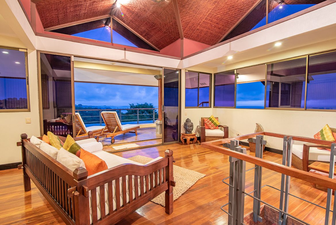 10 BEDROOM LUXURY HOME IN MANUEL ANTONIO