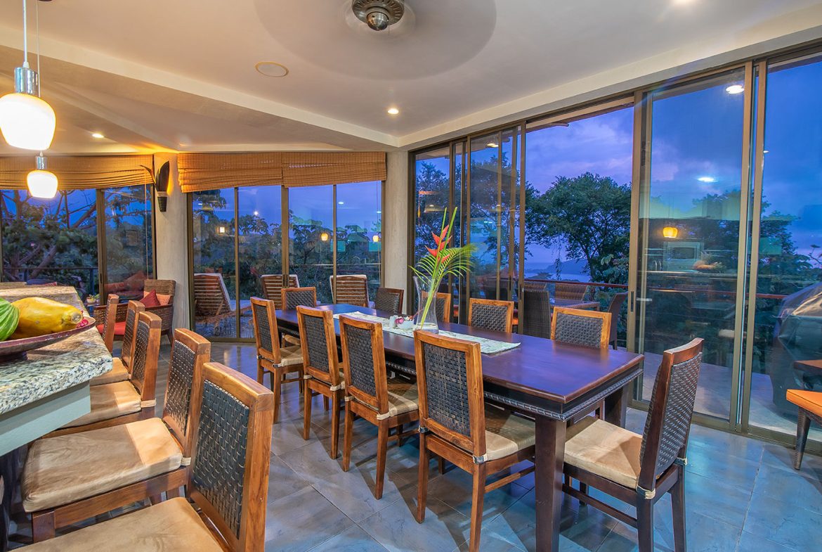 10 BEDROOM LUXURY HOME IN MANUEL ANTONIO