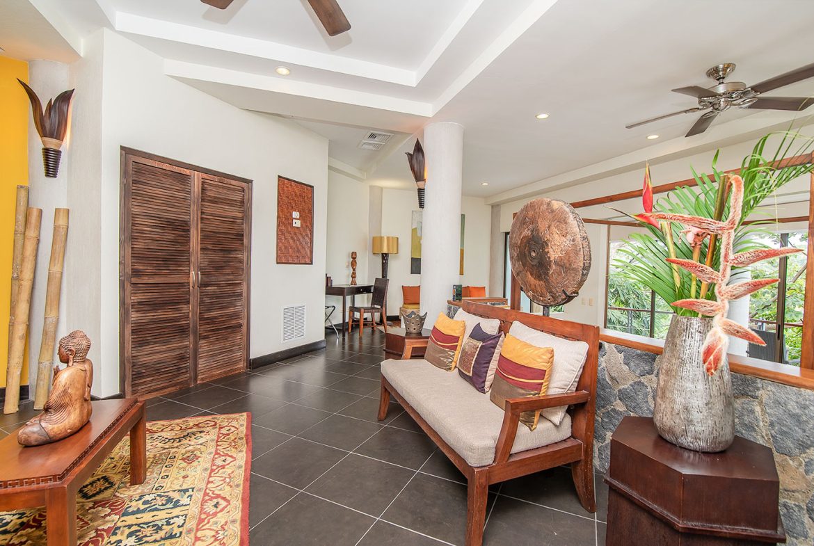 10 BEDROOM LUXURY HOME IN MANUEL ANTONIO