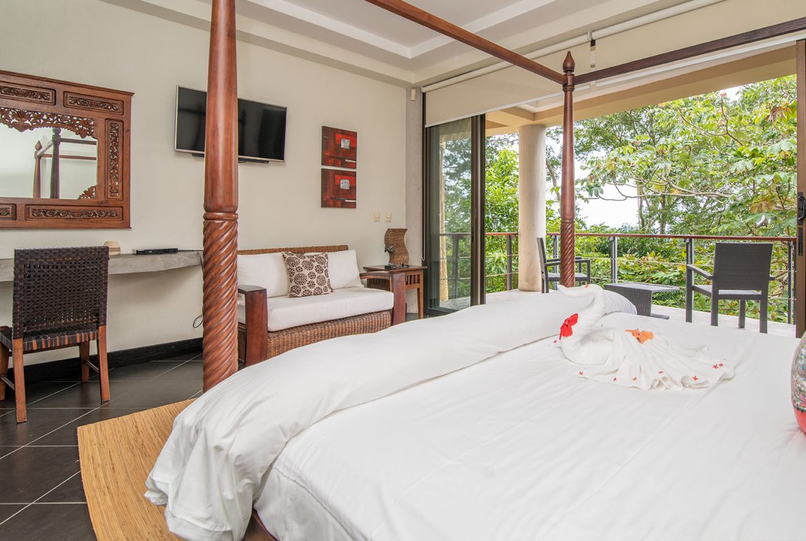 10 BEDROOM LUXURY HOME IN MANUEL ANTONIO