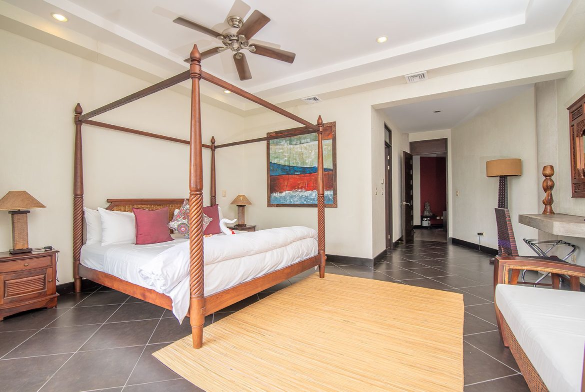 10 BEDROOM LUXURY HOME IN MANUEL ANTONIO