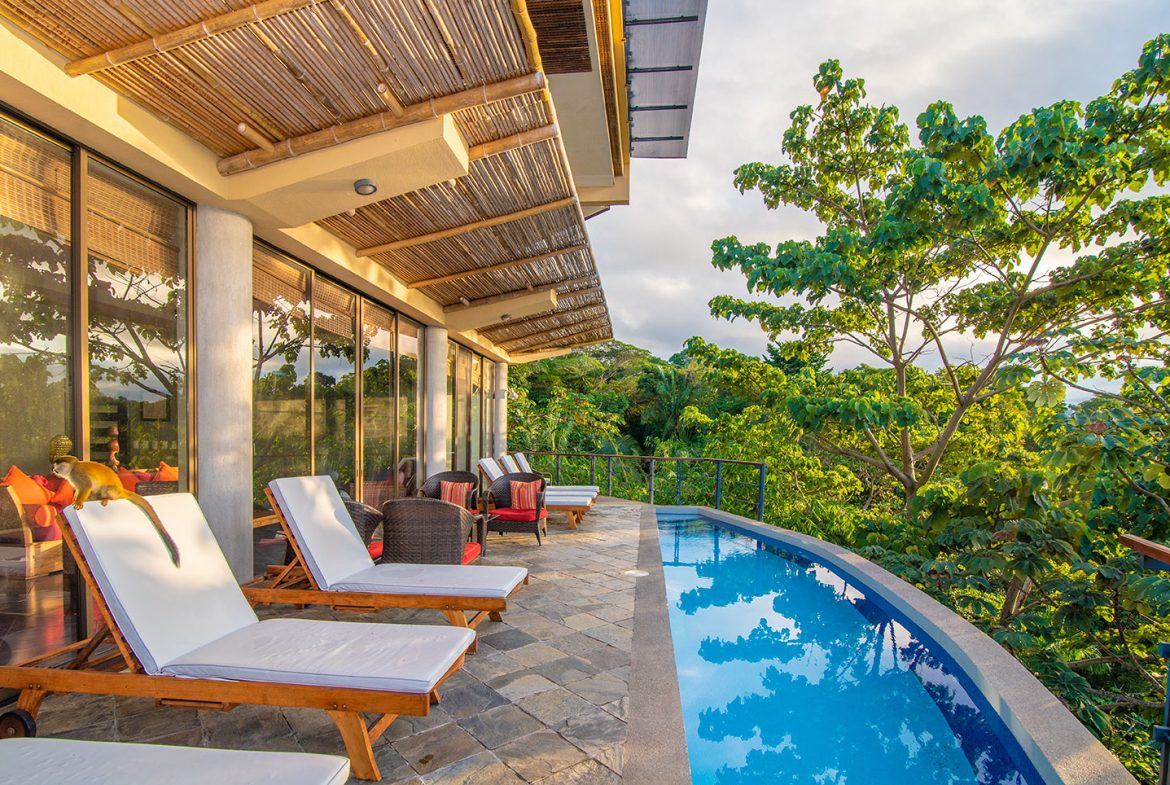 10 BEDROOM LUXURY HOME IN MANUEL ANTONIO