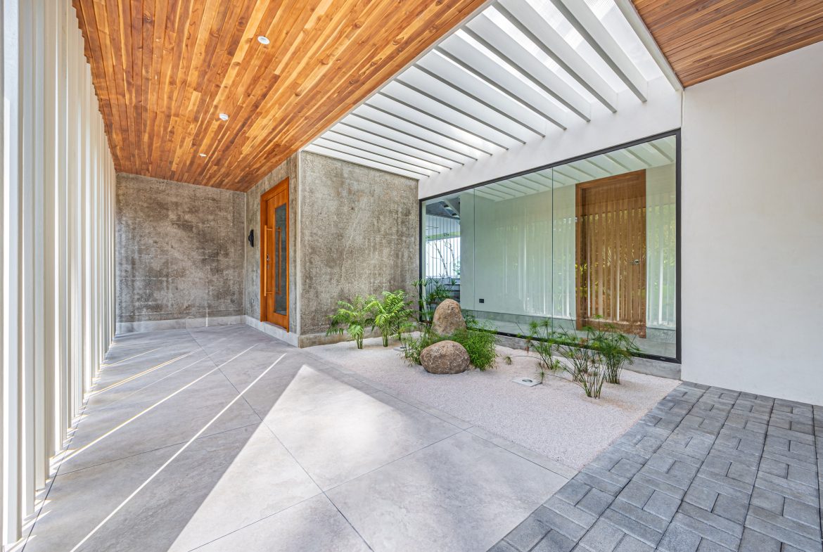 New contemporary tropical villa boasts with a movie theater and views of the iconic whale’s tail