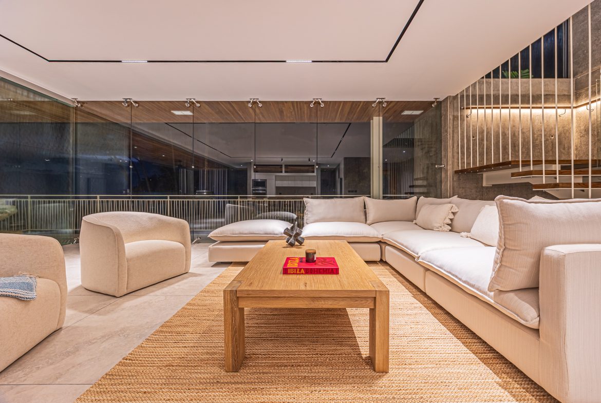 New contemporary tropical villa boasts with a movie theater and views of the iconic whale’s tail, Uvita, Costa Rica — photo 6