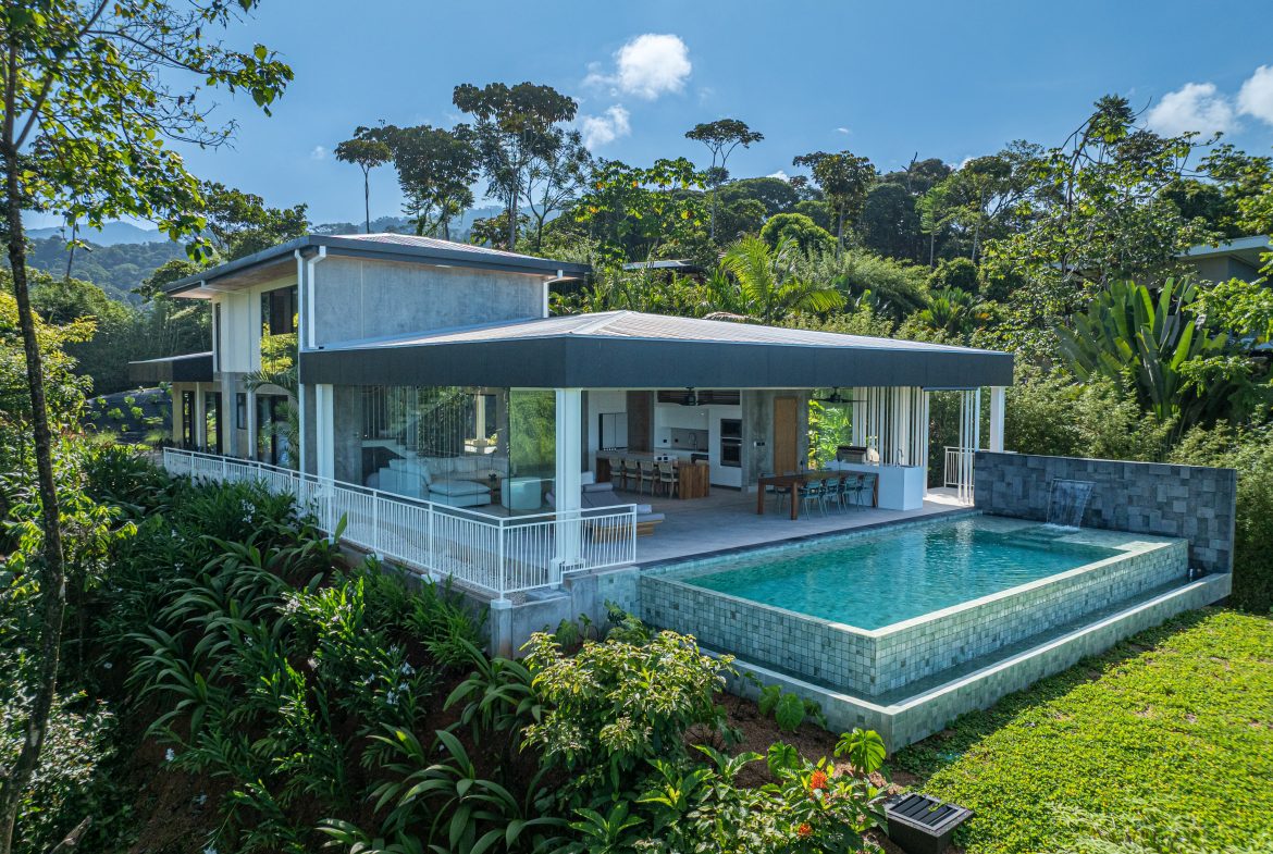 New contemporary tropical villa boasts with a movie theater and views of the iconic whale’s tail, Uvita, Costa Rica — photo 8