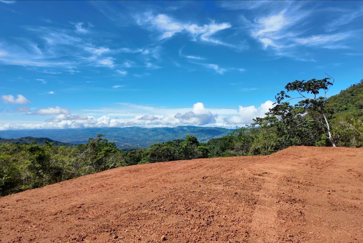 Development Opportunity in San Ramón Norte – 35 Acres with Infrastructure & Spectacular Views