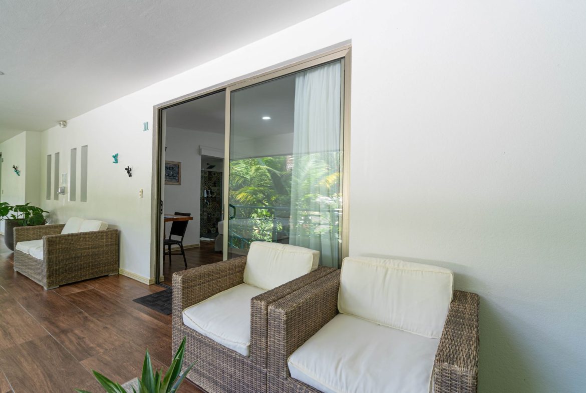 TWENTY-TWO ROOM HOTEL PROPERTY, IN MANUEL ANTONIO – 0.42 ACRES