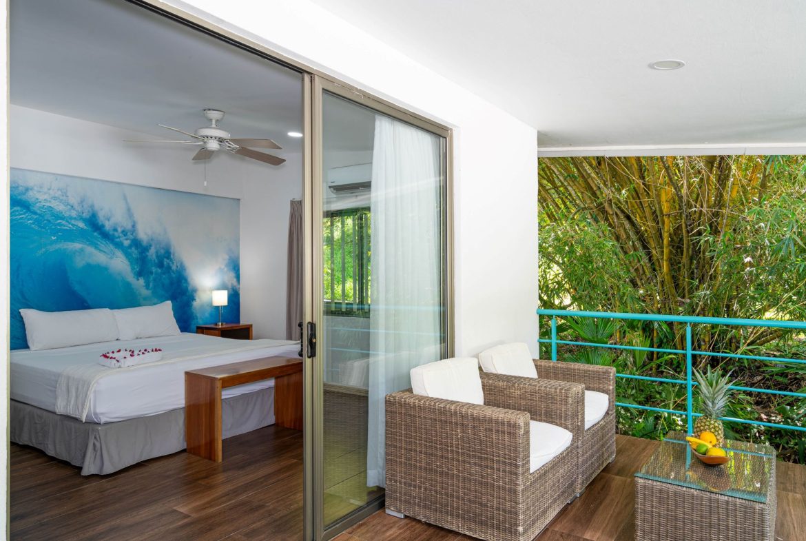 TWENTY-TWO ROOM HOTEL PROPERTY, IN MANUEL ANTONIO – 0.42 ACRES