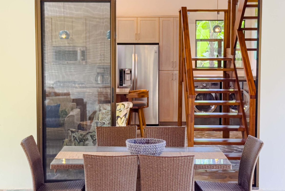 PROPERTY WITH 2 BEDROOM HOUSE AND A GUEST HOUSE, IN PLATANILLO – 3.35 ACRES