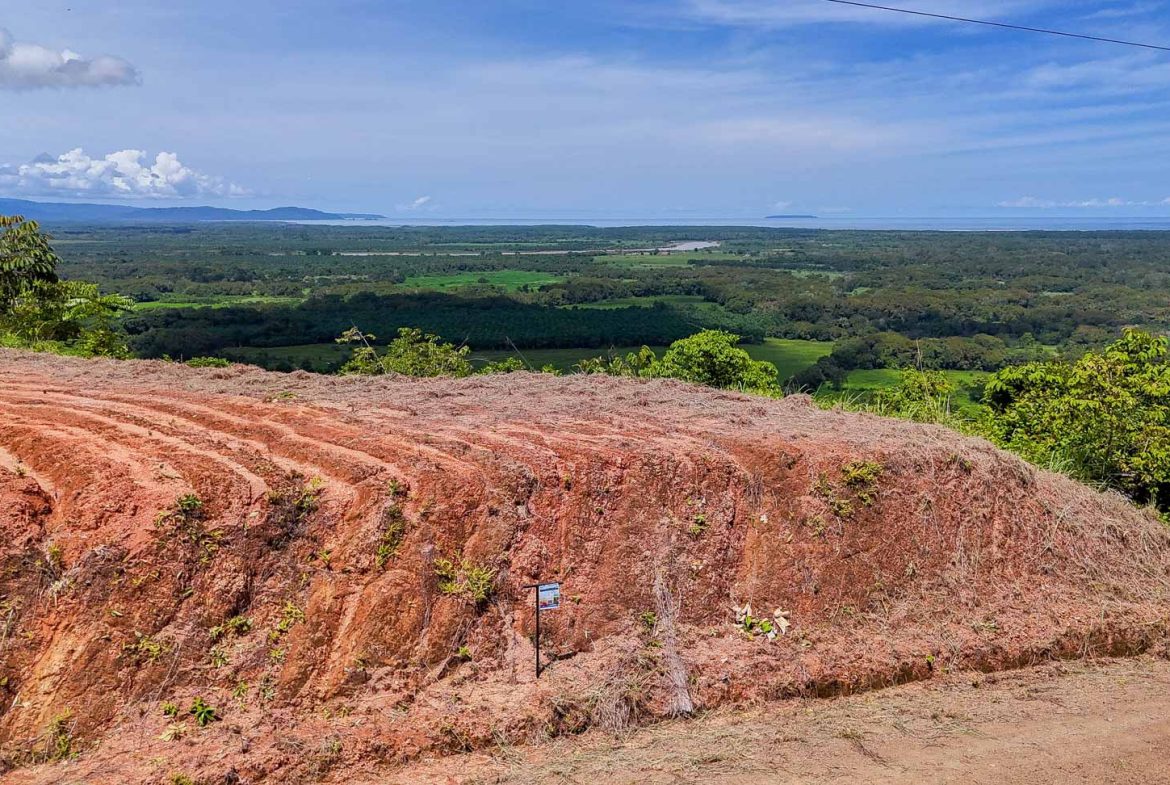 JUNGLE BUILDING PROPERTY WITH OCEAN VIEWS IN CHONTALES OJOCHAL – 9 ACRES