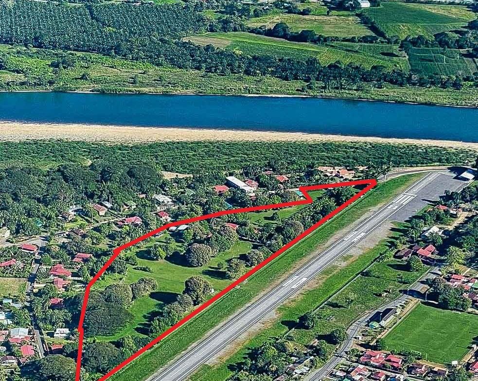 POTENTIAL COMMERCIAL PROPERTY WITH MULTIPLE HOMES NEXT TO AIRPORT IN PALMAR SUR, Uvita, Costa Rica — photo 8