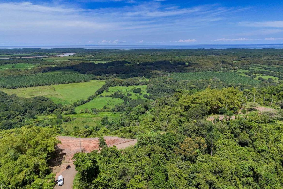 JUNGLE BUILDING PROPERTY WITH OCEAN VIEWS IN CHONTALES OJOCHAL – 9 ACRES