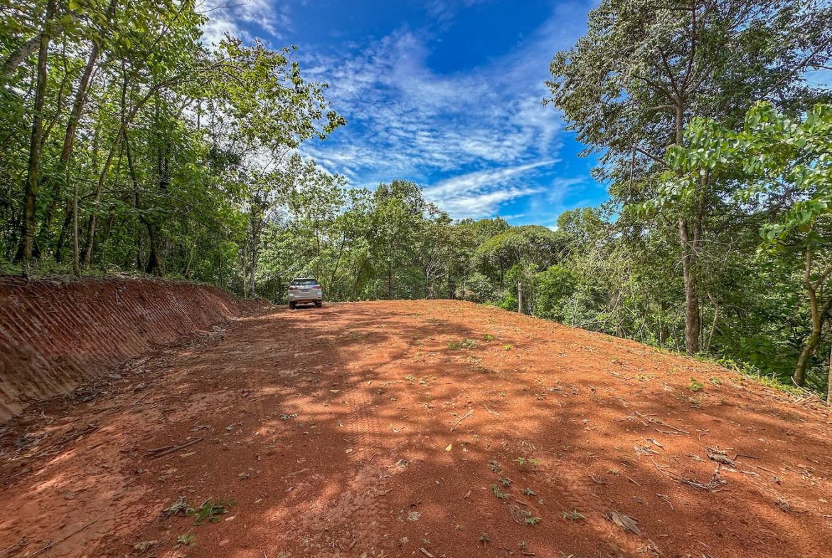 BUILDING PROPERTY NEAR A CREEK, IN OJOCHAL – 1.6 ACRES