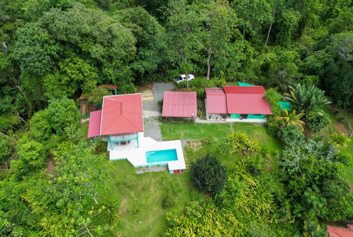 TWO FLOOR PROPERTY WITH A GUEST HOUSE AND OCEAN VIEWS, IN OJOCHAL – 1.55 ACRES