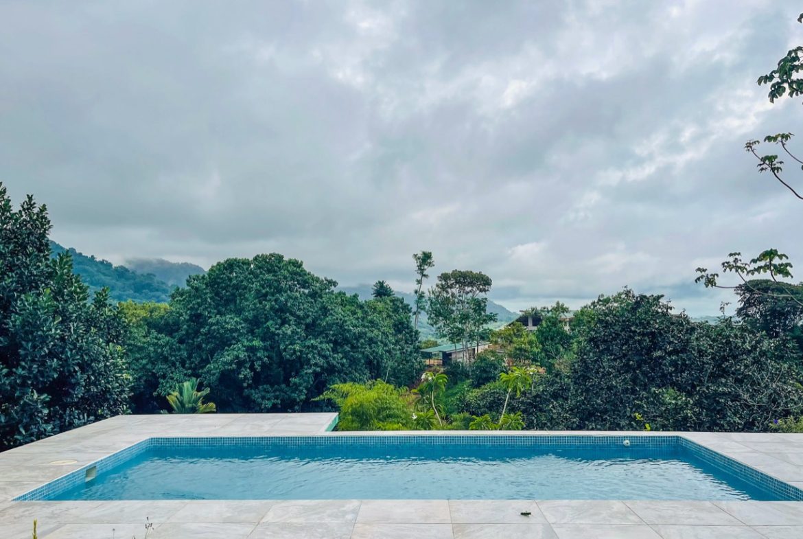 TWO FLOOR PROPERTY WITH A GUEST HOUSE AND OCEAN VIEWS, IN OJOCHAL – 1.55 ACRES