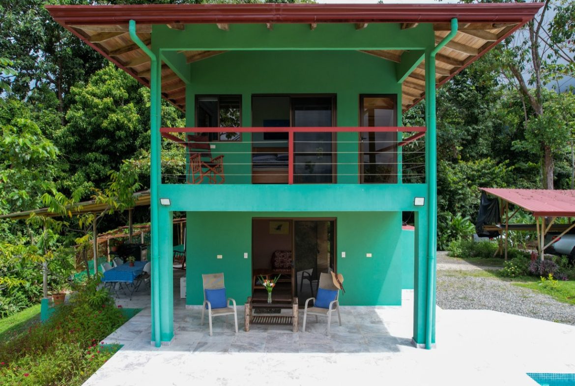 TWO FLOOR PROPERTY WITH A GUEST HOUSE AND OCEAN VIEWS, IN OJOCHAL – 1.55 ACRES