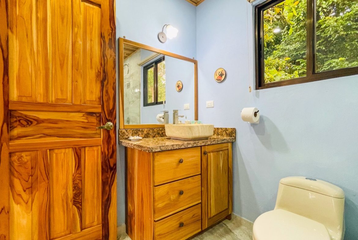 TWO FLOOR PROPERTY WITH A GUEST HOUSE AND OCEAN VIEWS, IN OJOCHAL – 1.55 ACRES