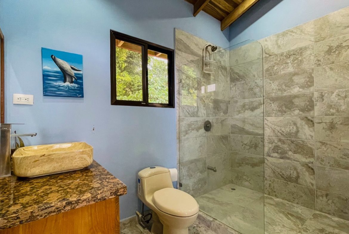 TWO FLOOR PROPERTY WITH A GUEST HOUSE AND OCEAN VIEWS, IN OJOCHAL – 1.55 ACRES