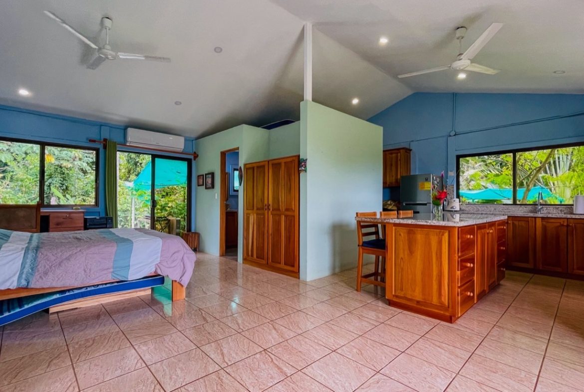TWO FLOOR PROPERTY WITH A GUEST HOUSE AND OCEAN VIEWS, IN OJOCHAL – 1.55 ACRES
