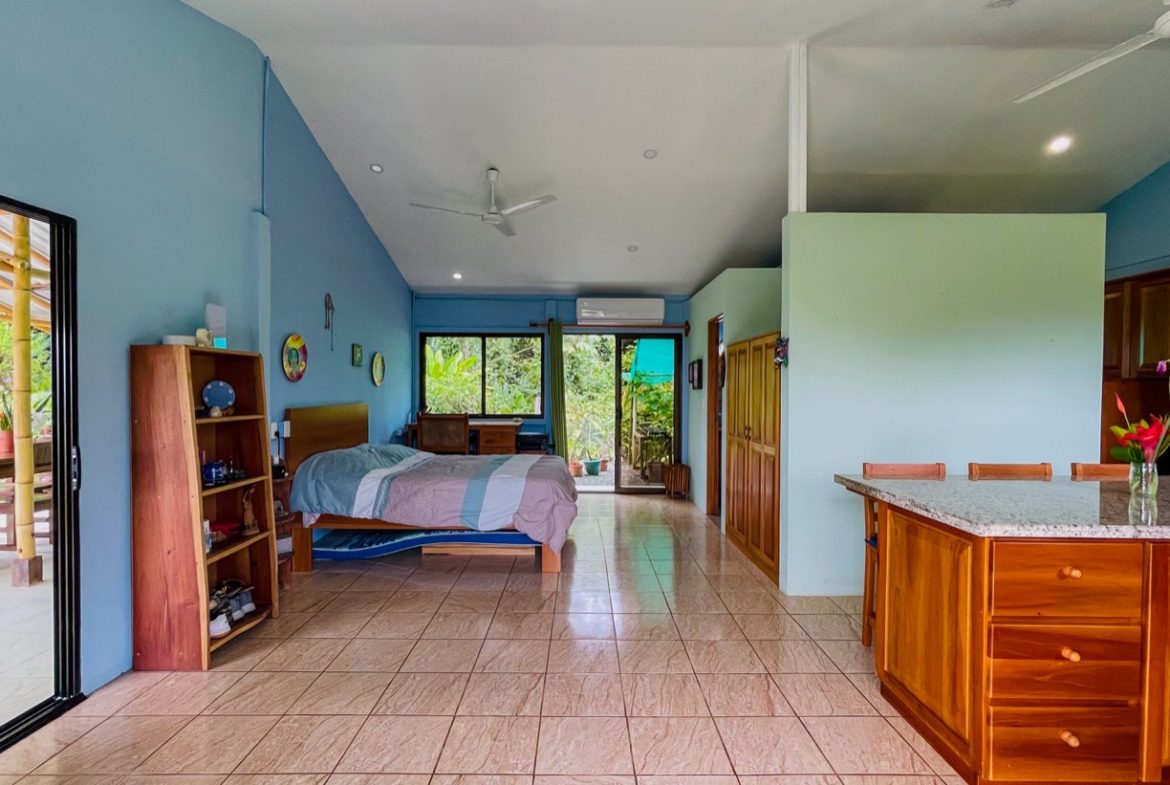 TWO FLOOR PROPERTY WITH A GUEST HOUSE AND OCEAN VIEWS, IN OJOCHAL – 1.55 ACRES