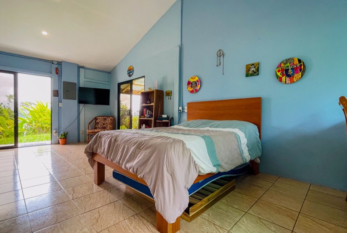 TWO FLOOR PROPERTY WITH A GUEST HOUSE AND OCEAN VIEWS, IN OJOCHAL – 1.55 ACRES