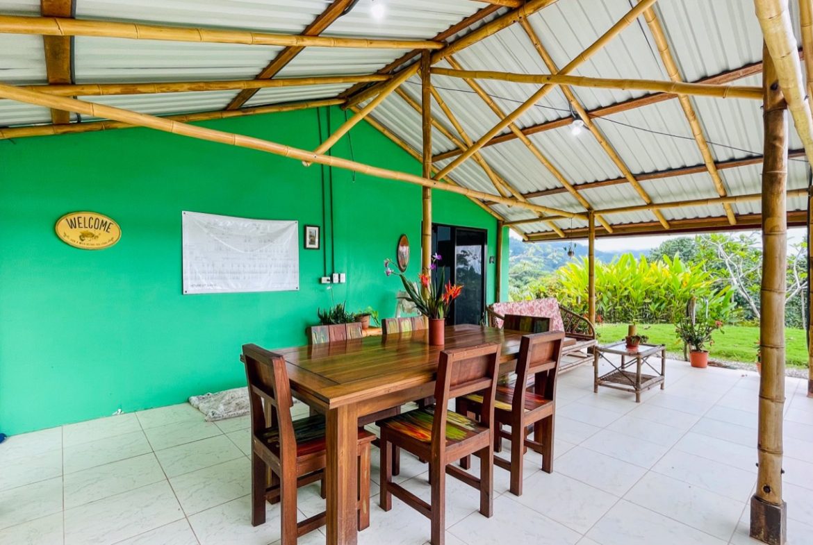 TWO FLOOR PROPERTY WITH A GUEST HOUSE AND OCEAN VIEWS, IN OJOCHAL – 1.55 ACRES
