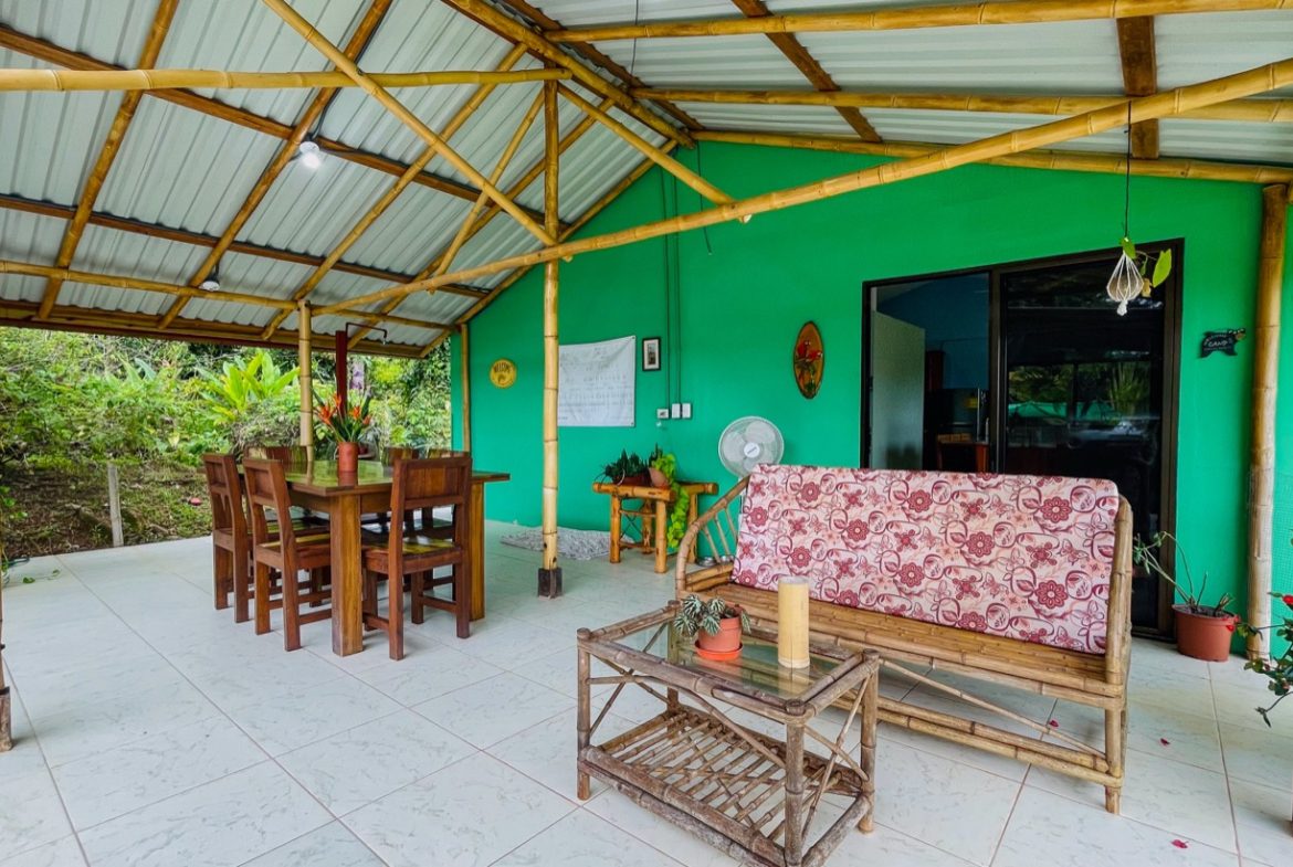 TWO FLOOR PROPERTY WITH A GUEST HOUSE AND OCEAN VIEWS, IN OJOCHAL – 1.55 ACRES