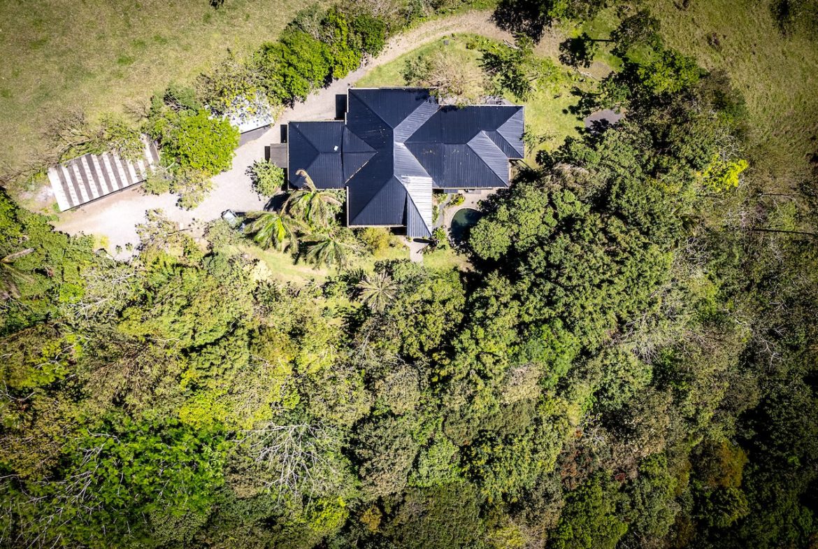 JUNGLE PROPERTY WITH IN FRONT ARENAL LAKE VIEW  AND GUEST GUEST HOUESE, IN TEJONA – 4.17 ACRES