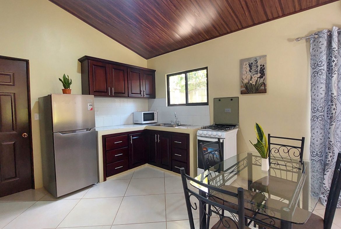 PROPERTY TWO BEDROOM HOME NEAR TO THE BEACH, IN HATILLO – 0.09 ACRES, Uvita, Costa Rica — photo 5