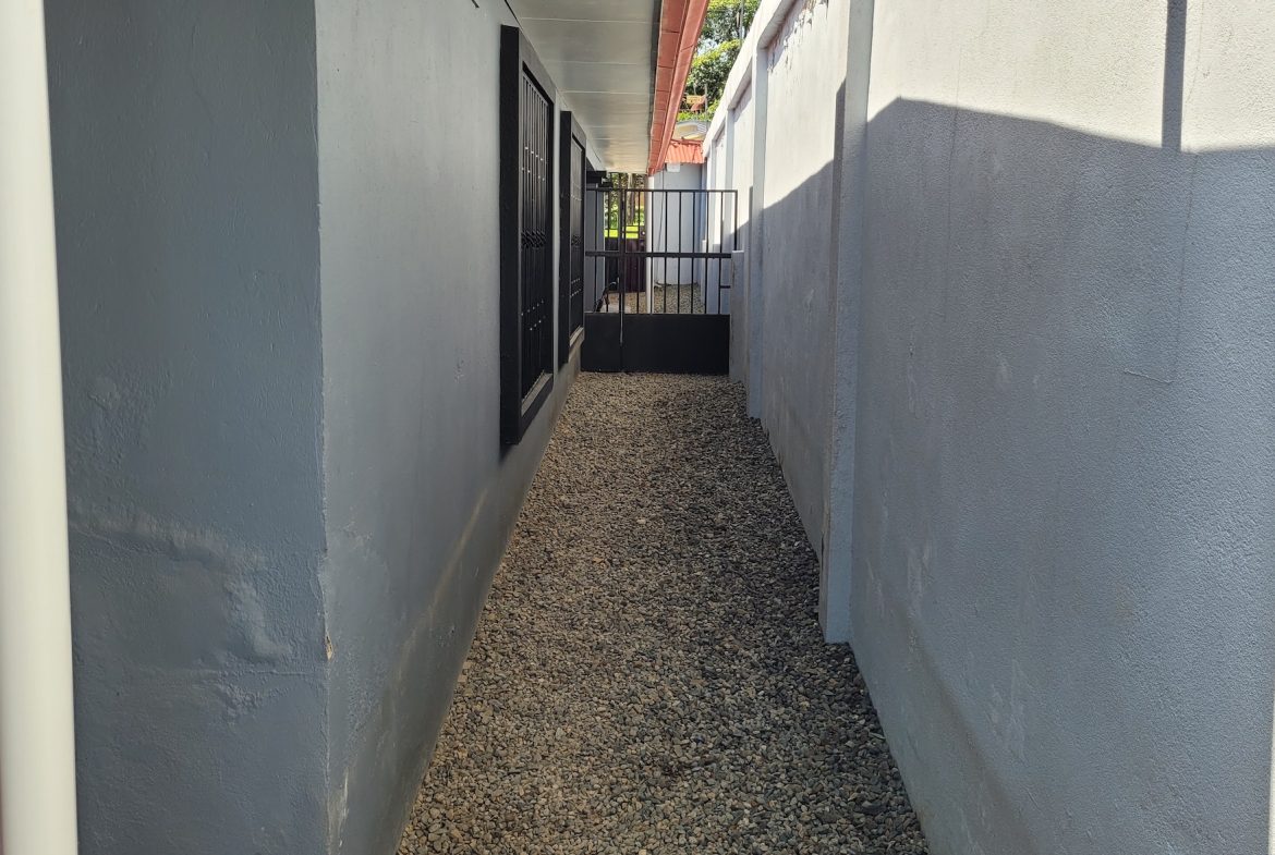 PROPERTY WITH THREE BEDROOMS HOME  AND FRUIT TREES, NEAR TO THE SAN ISIDRO – 0.03 ACRES