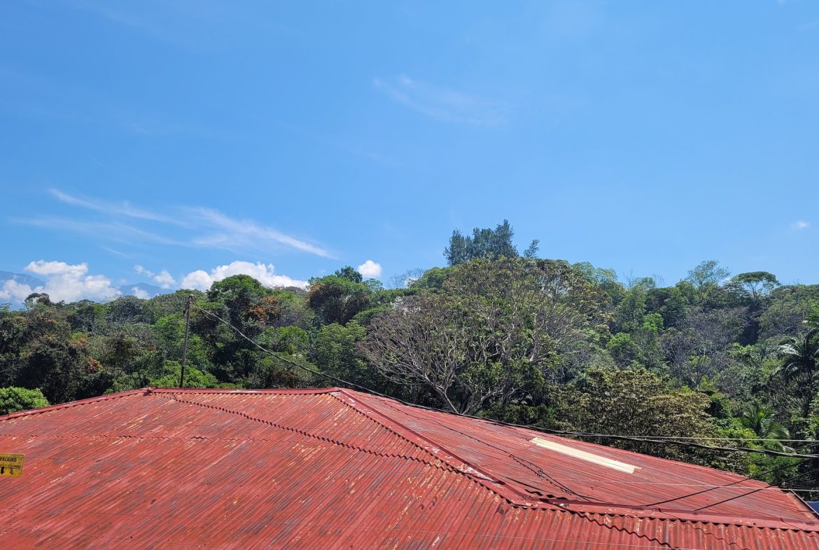PROPERTY WITH THREE BEDROOMS HOME  AND FRUIT TREES, NEAR TO THE SAN ISIDRO – 0.03 ACRES