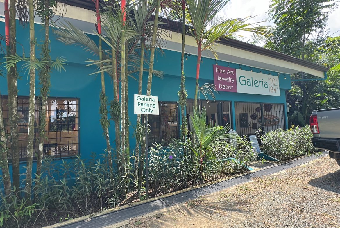 COMMERCIAL PROPERTY IN FRONT ROAD PUBLIC, IN UVITA CENTER – 0.11 ACRES, Uvita, Costa Rica — photo 1