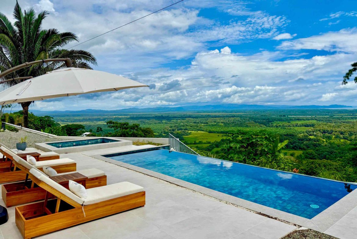 PROPERTY WITH FOUR BEDROOMS AND OCEAN VIEWS, IN CHONTALES – 1.84 ACRES, Uvita, Costa Rica — photo 4