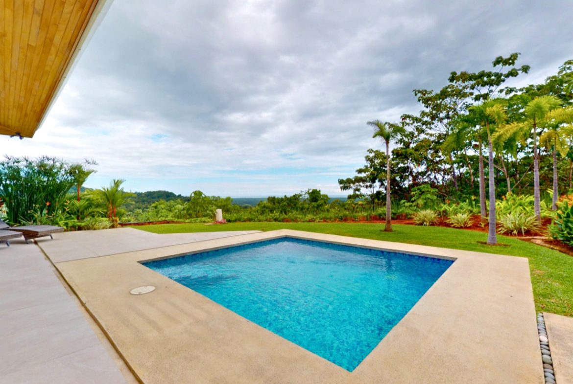 PROPERTY THREE BEDROOM HOME WITH OCEAN AND VALLEY VIEWS, IN CHONTALES – 0.29 ACRES