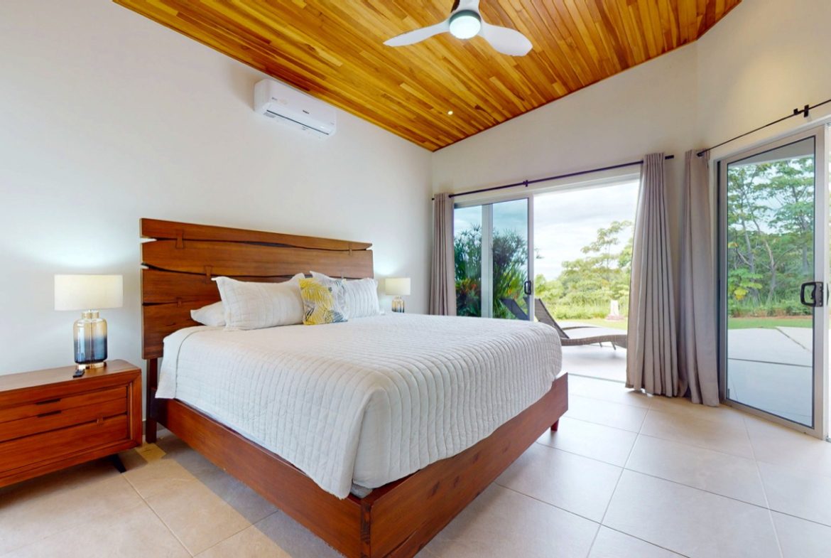 PROPERTY THREE BEDROOM HOME WITH OCEAN AND VALLEY VIEWS, IN CHONTALES – 0.29 ACRES