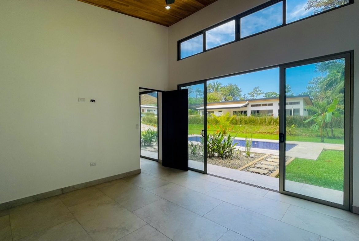 PROPERTY WITH MOUNTAIN VIEWS AND POOL, IN OJOCHAL – 0.3 ACRES