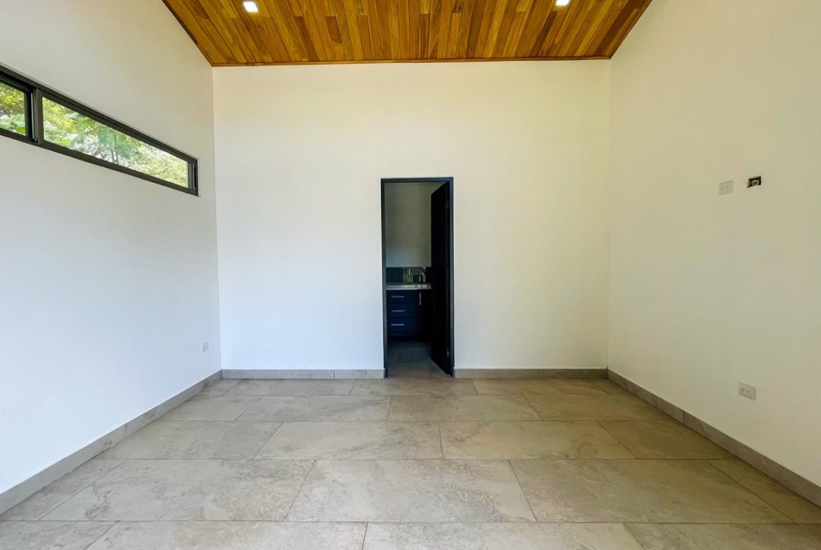 PROPERTY WITH MOUNTAIN VIEWS AND POOL, IN OJOCHAL – 0.3 ACRES