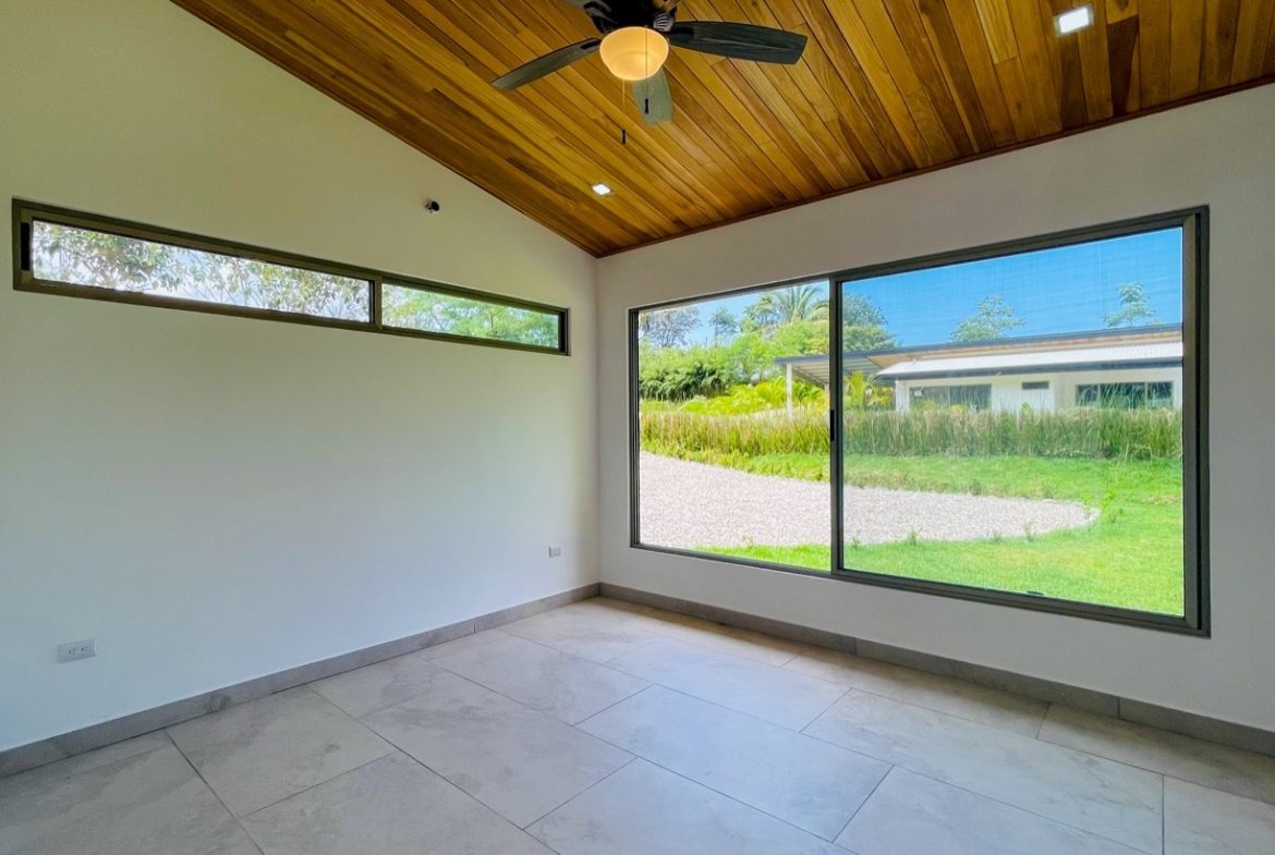 PROPERTY WITH MOUNTAIN VIEWS AND POOL, IN OJOCHAL – 0.3 ACRES