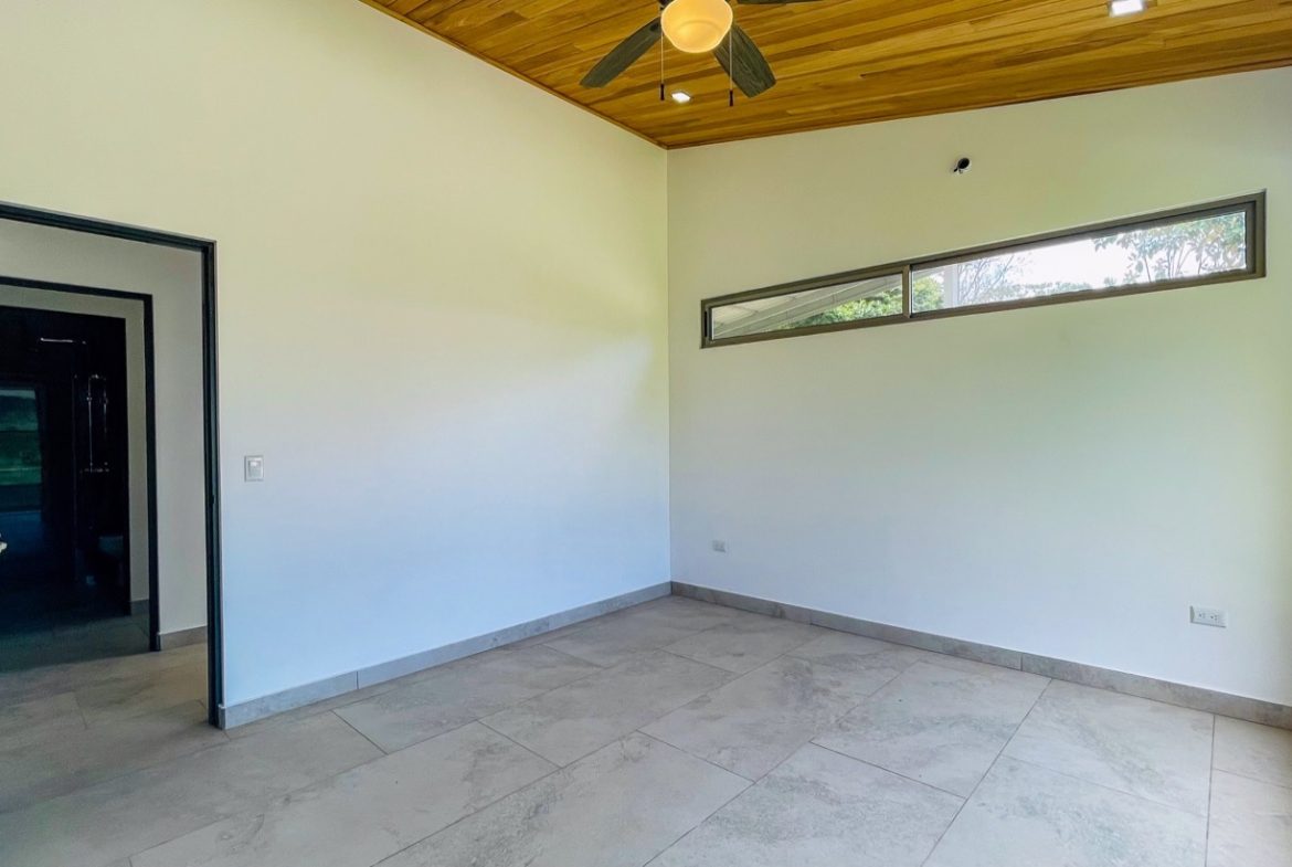 PROPERTY WITH MOUNTAIN VIEWS AND POOL, IN OJOCHAL – 0.3 ACRES