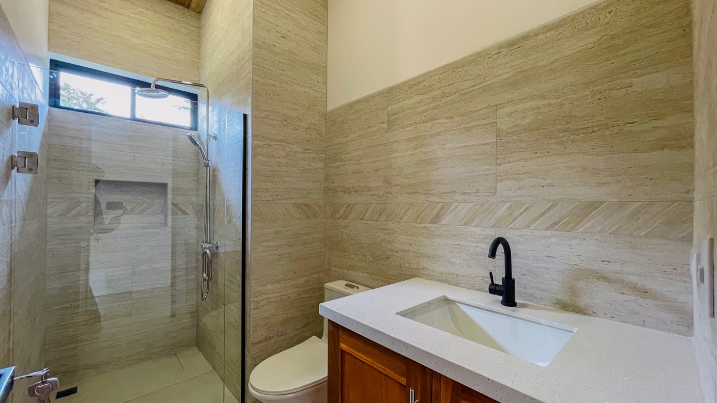 House for sale in Ojochal Costa Rica