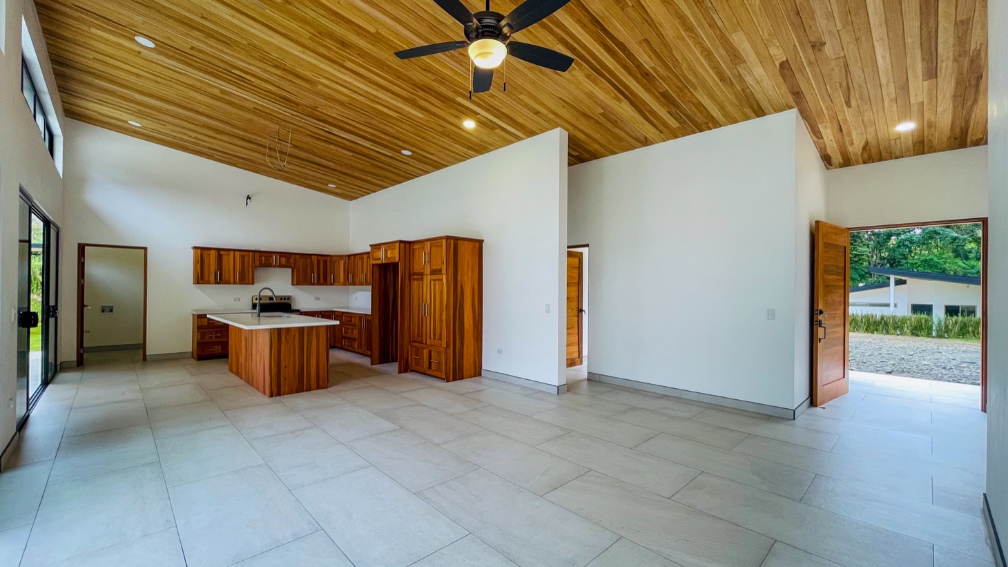 House for sale in Ojochal Costa Rica