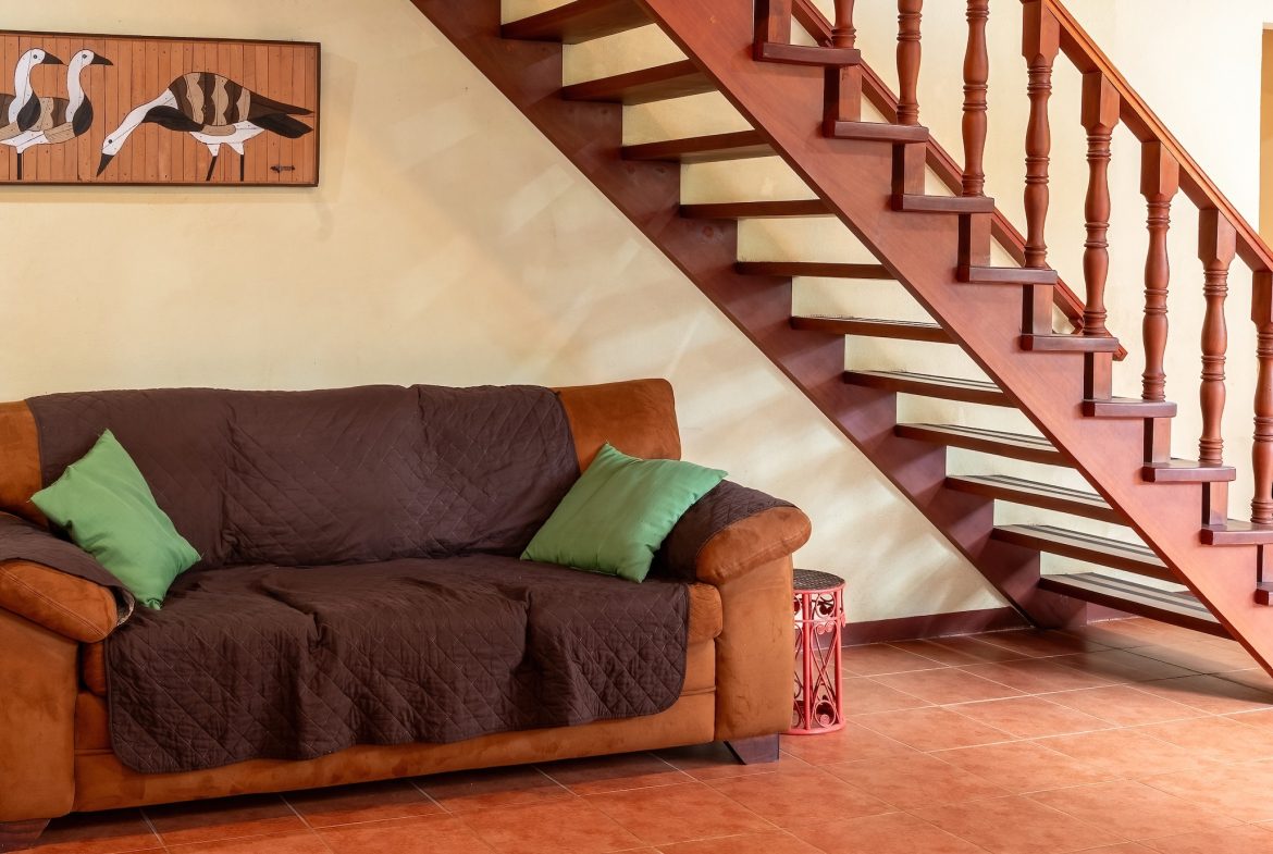 TWO FLOOR PROPERTY WITH THREE BEDROOM HOME AND MOUNTAIN VIEWS, IN PLATANILLO – 0.40 ACRES, Uvita, Costa Rica — photo 5